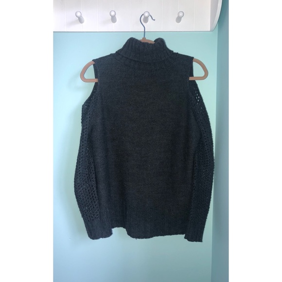 American Eagle Cutout Sweater ❄️ - Picture 3 of 3